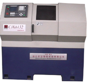 德驅(qū)馳 CJK 6132數(shù)控機床