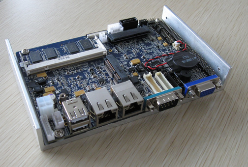 平望科技引領低功耗凌動主板新潮流-3.5寸主板推薦