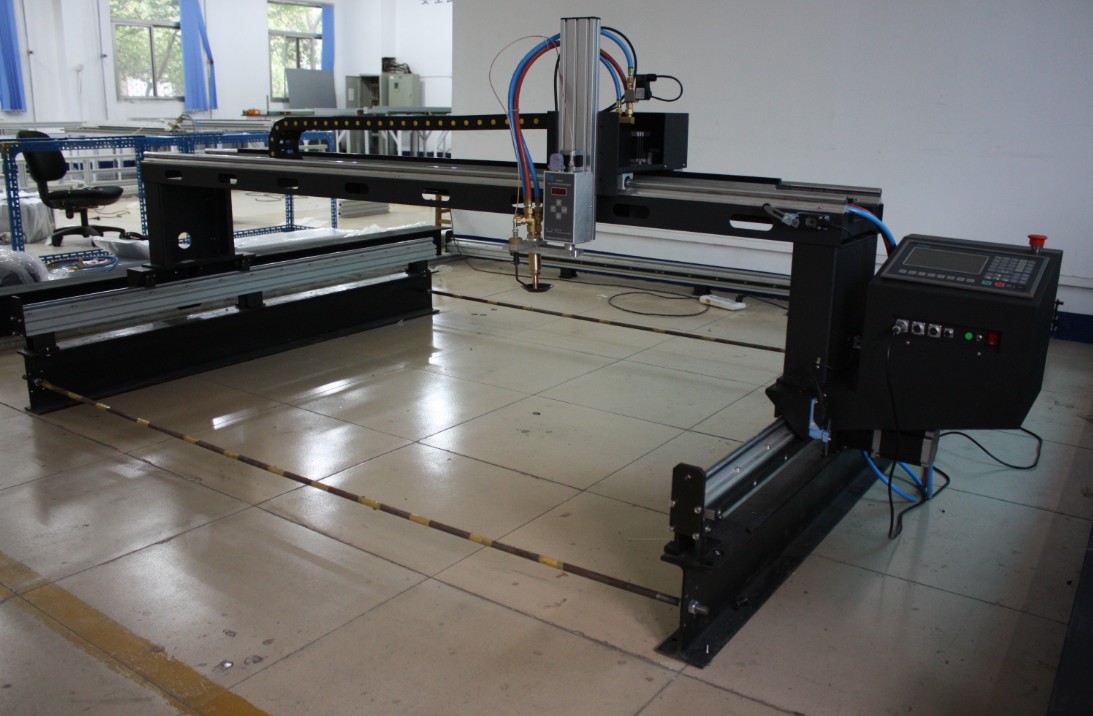 斯霓瑞 小旋風龍門切割機